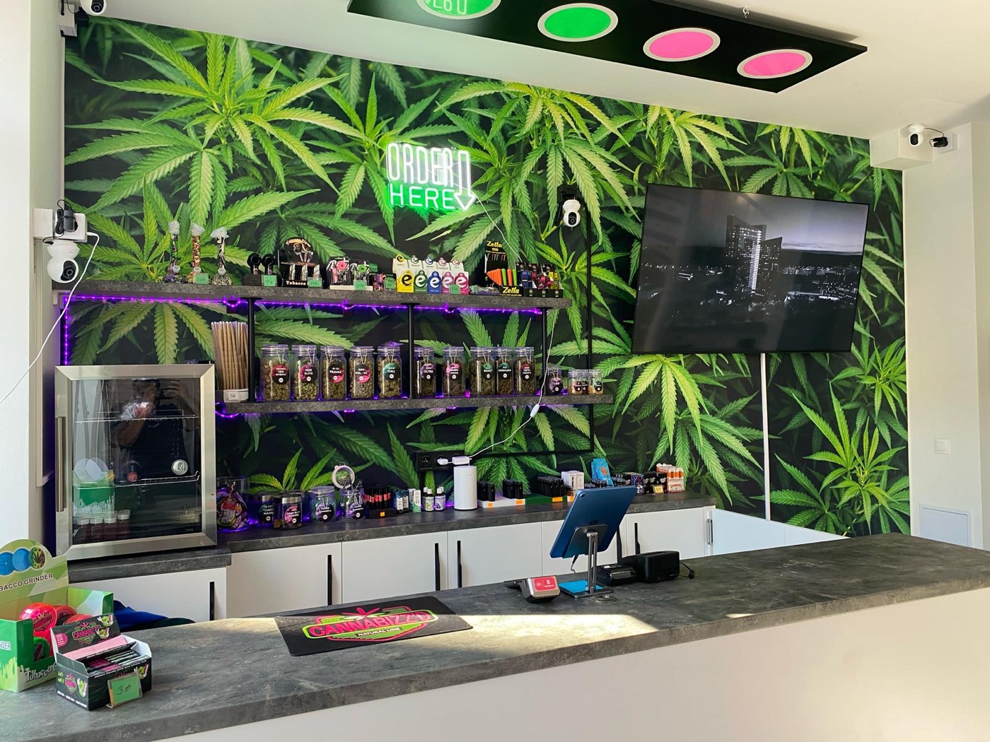 CannaBizz'D Dunaszerdahely